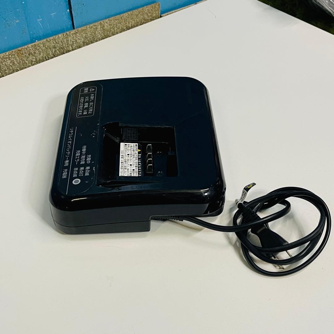 ブリヂストン P5568 TBCHG03AC 電動アシスト自転車専用充電器 - メルカリ