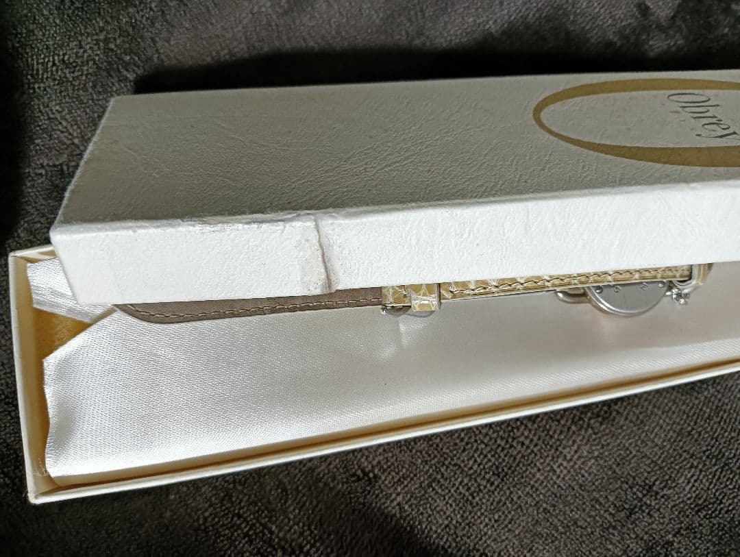 稼働品　Obrey　オブレイ　銀無垢　SOLID SILVER　腕時計　♡南京錠