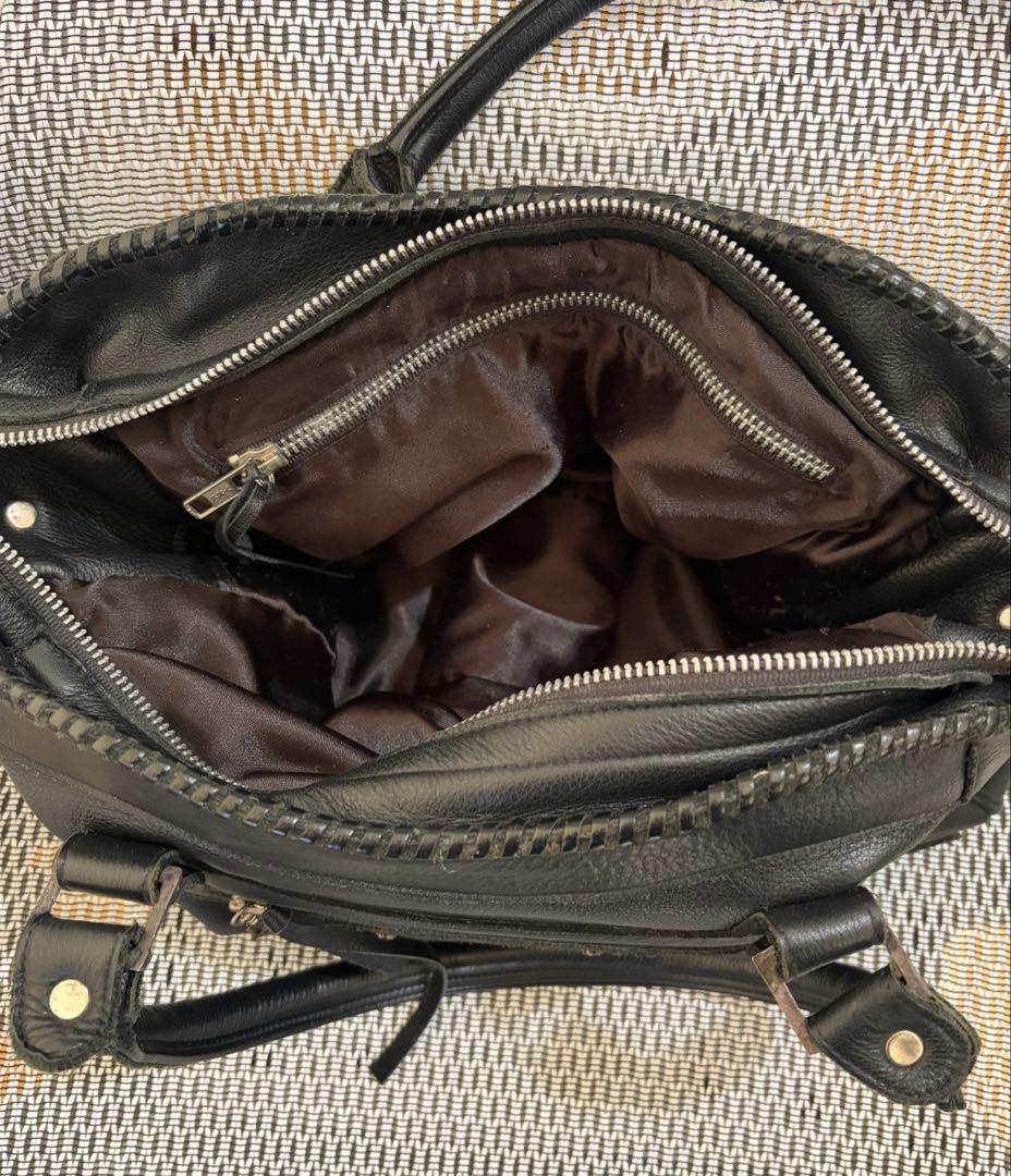 稀少・極美品A&G レザーバッグ シルバーパーツ A4可 ほぼ未使用・天然