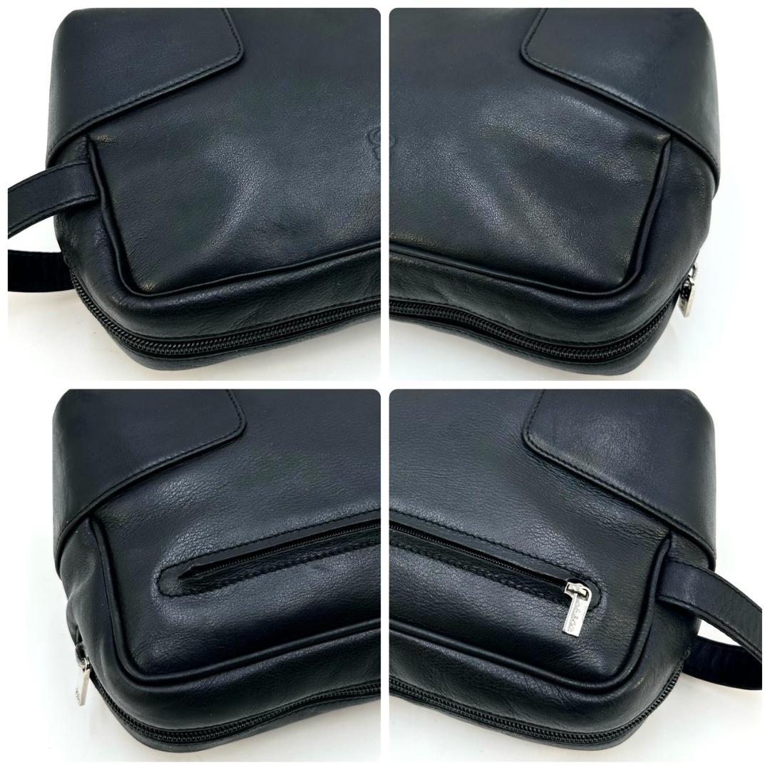 LOEWE ロエベ アナグラム型押し クラッチバッグ セカンドバッグ ブラック