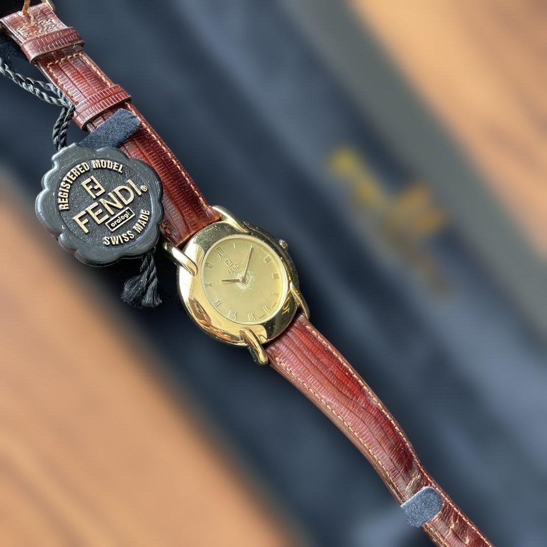 FENDI アナログ時計 ブラウンレザー - メルカリ