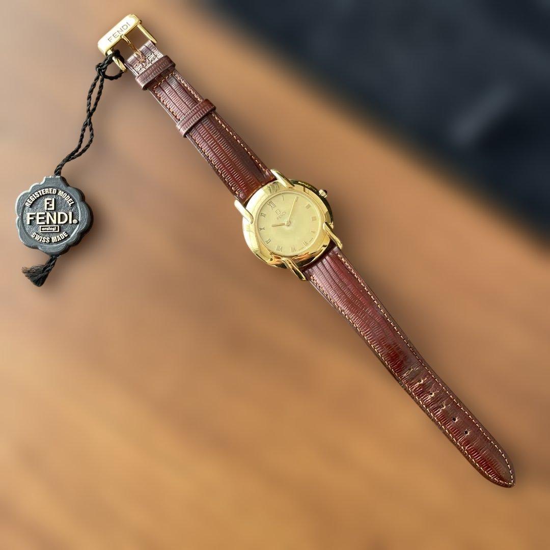 FENDI アナログ時計 ブラウンレザー - メルカリ
