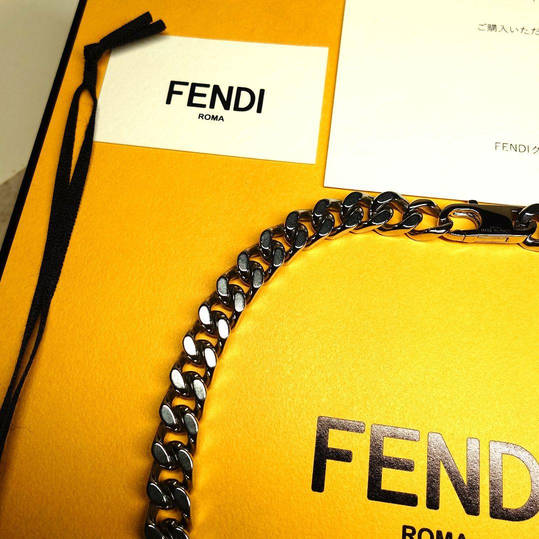 FENDI バゲット ネックレス 目黒蓮さん着用 FF チェーン シルバー