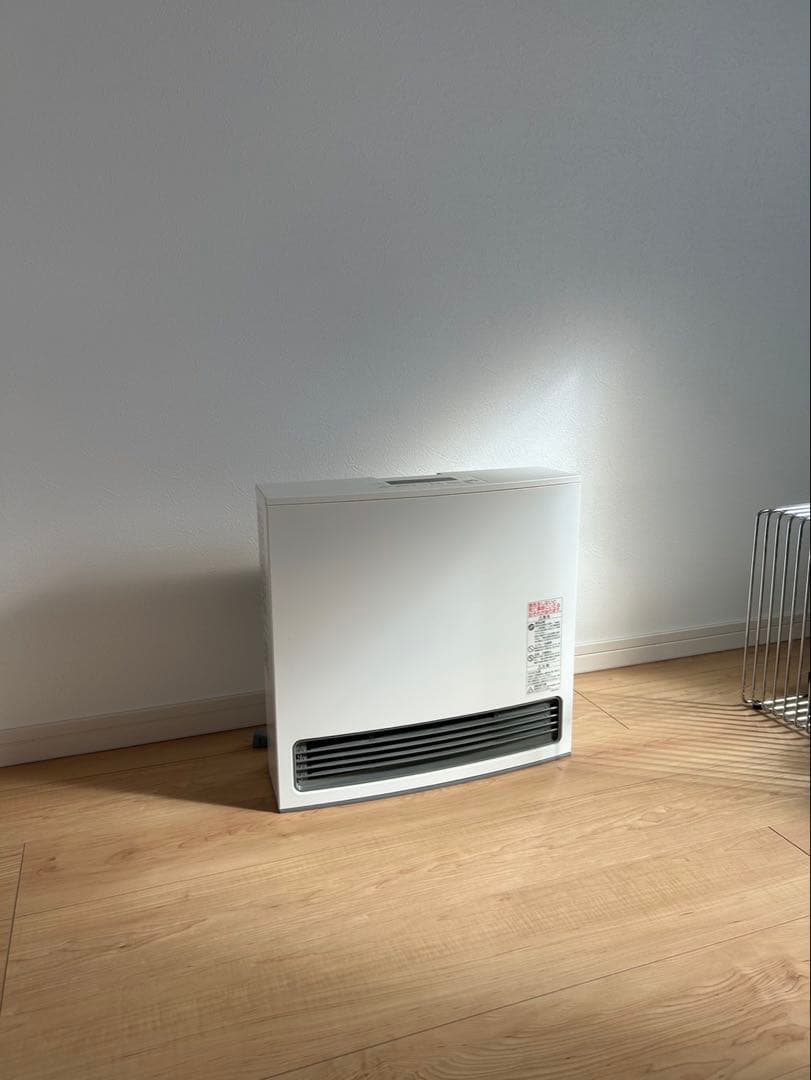 ノーリス ガスファンヒーター GFH-4006S-W5 都市ガス用 2022年製