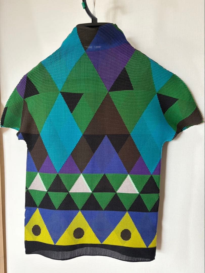 イッセイミヤケ me 半袖Tシャツ me ISSEY MIYAKE – isseymiyake.com