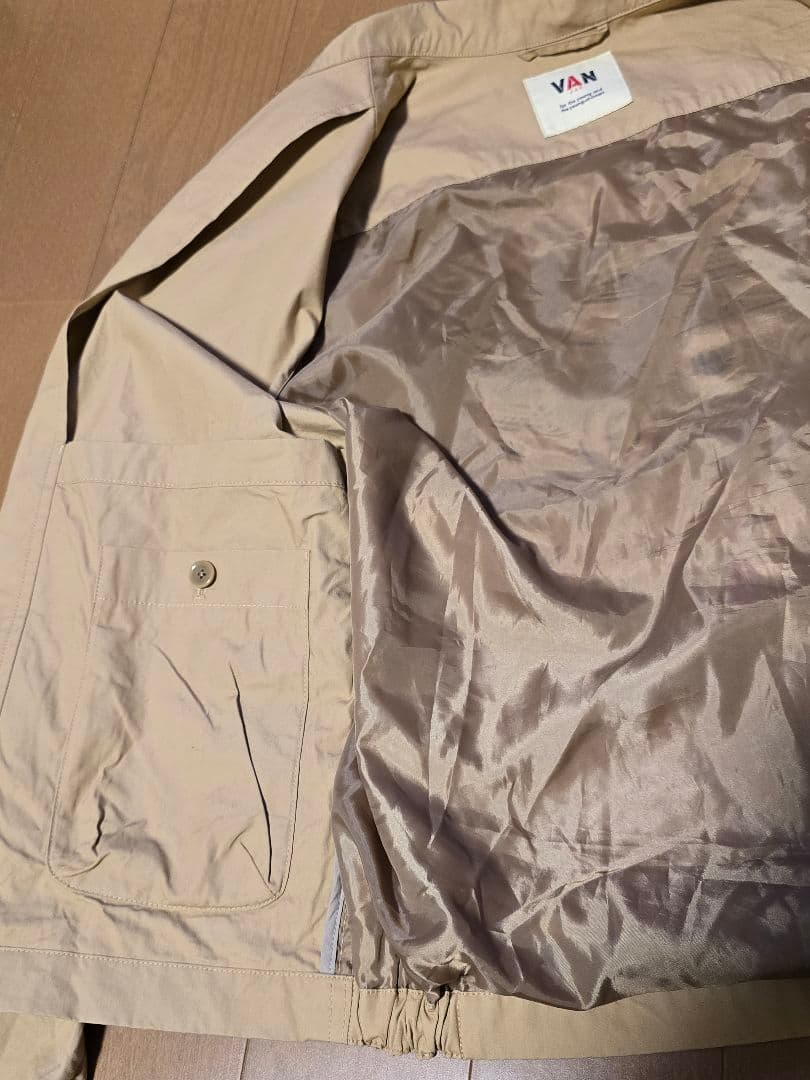 VAN JACスイングトップ. ミニクーパー刺繍.サイズM.ベージュ - メルカリ