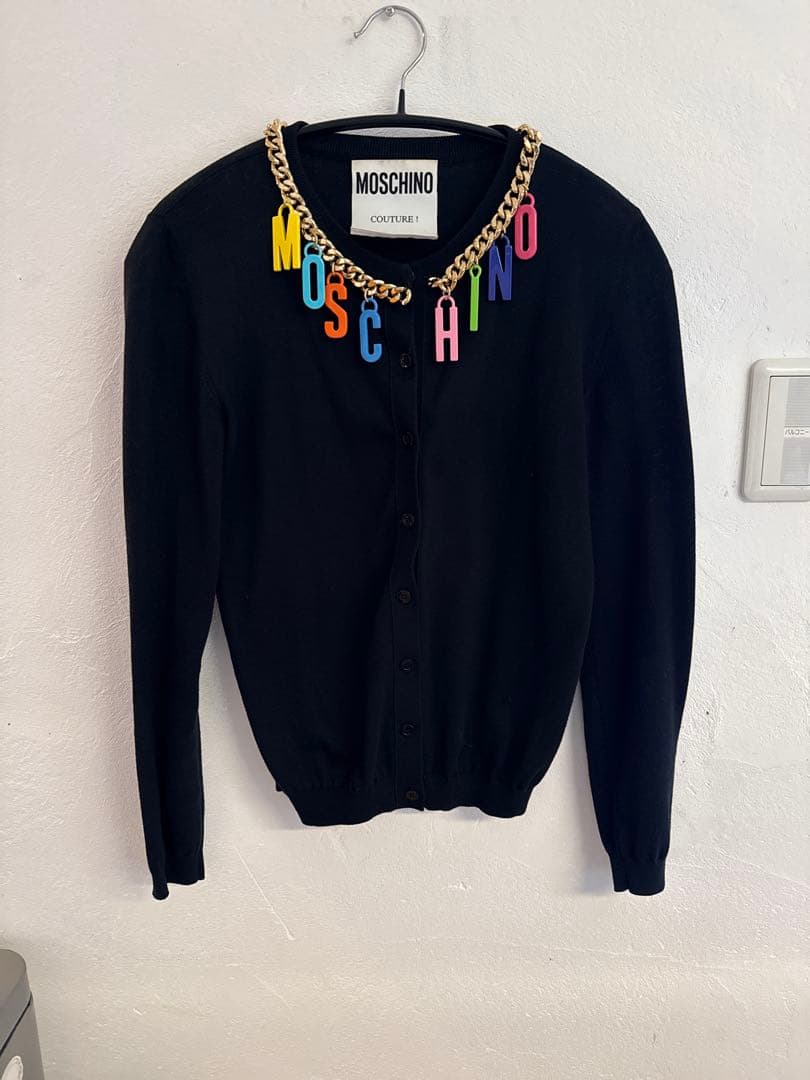 MOSCHINO ブラック カーディガン ネックレス付き - メルカリ