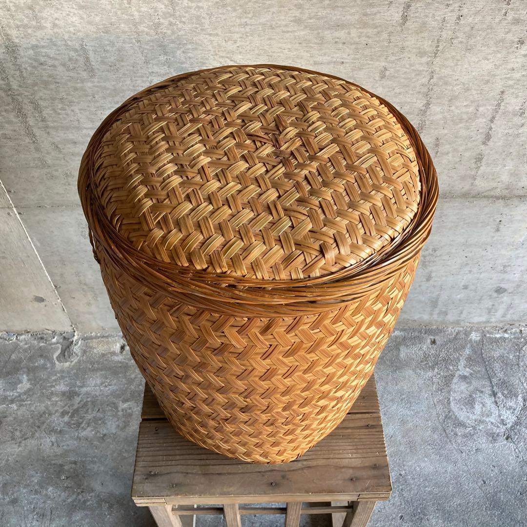 大きな竹籠 カゴ バスケット 大型 収納 保存 蓋付き 編み込み 工芸品 レトロ