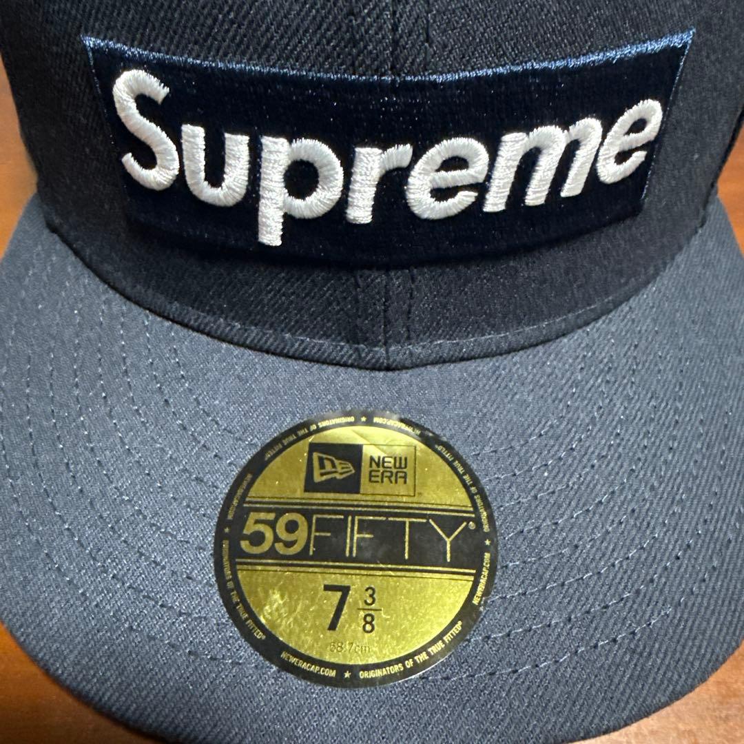 Supreme ニューエラ・ヤンキース 7 3/8 - メルカリ