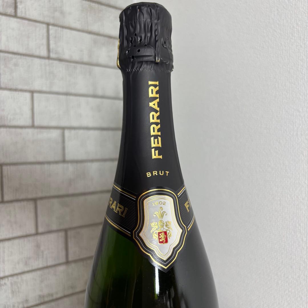 N*O様 大阪関西万博 イタリア館 フェラーリコラボスパークリング2025年