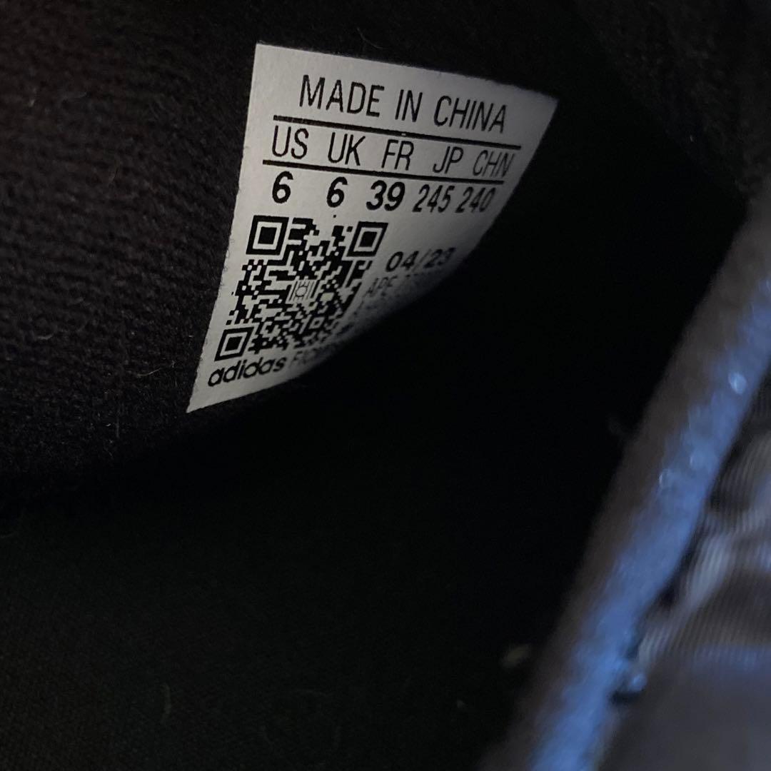 adidas パフィレッタ　ブラック　24.5cm