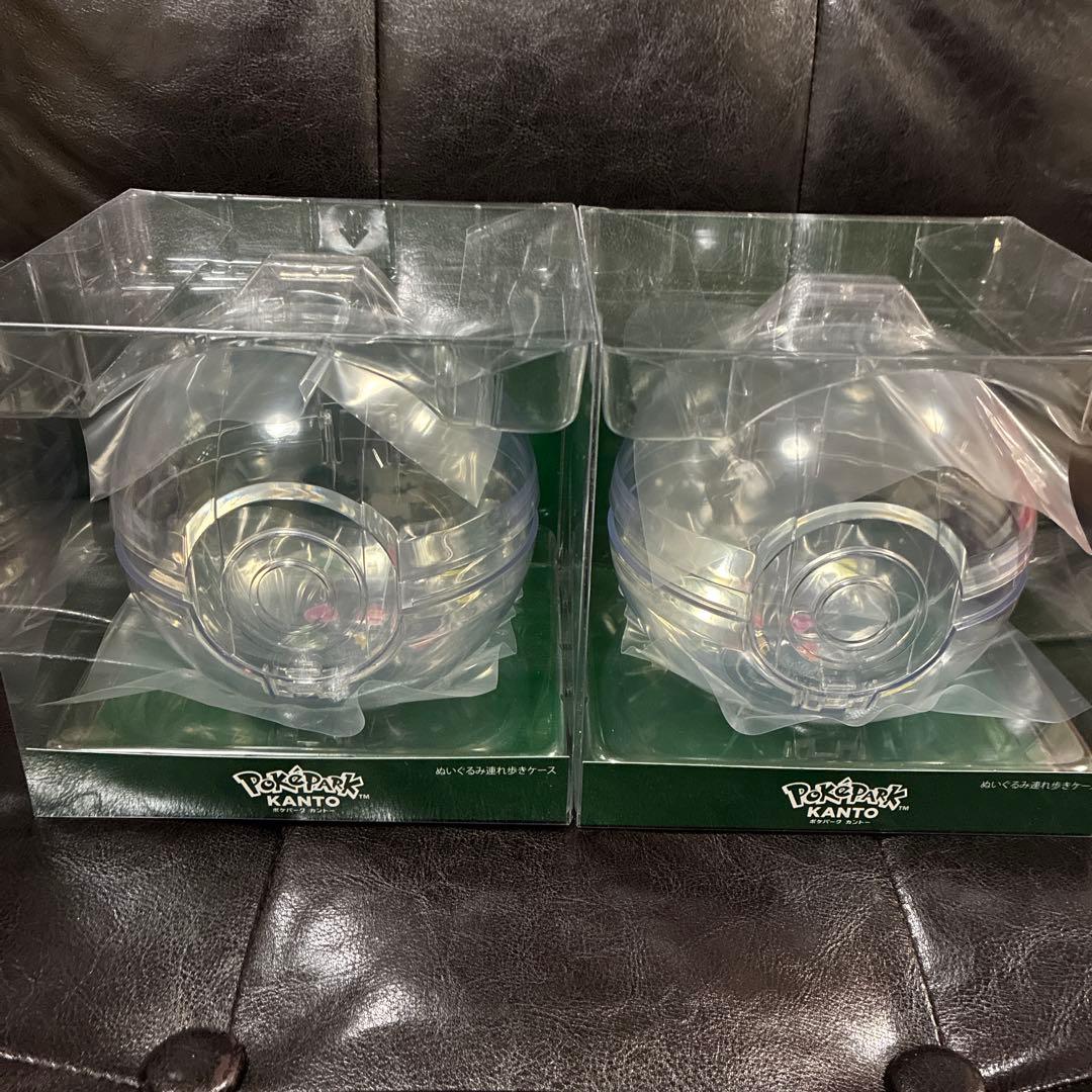 新品 送料込 ポケパークカントー限定 モンスターボール型ぬいぐるみ