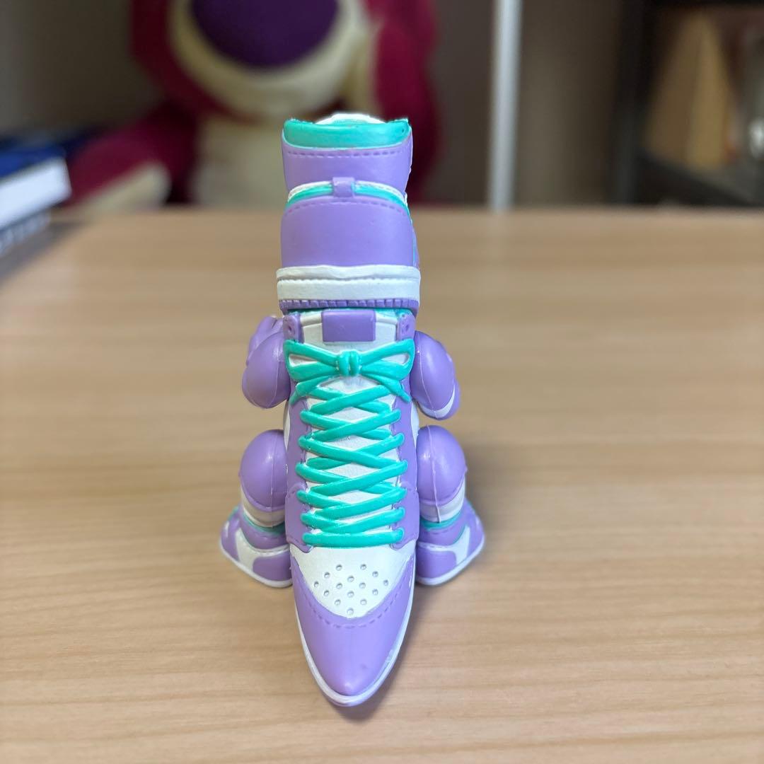 TOKYOGUNS】怪獣 スニーカーヘッド シカゴ インディーズソフビ 岩瀬匠