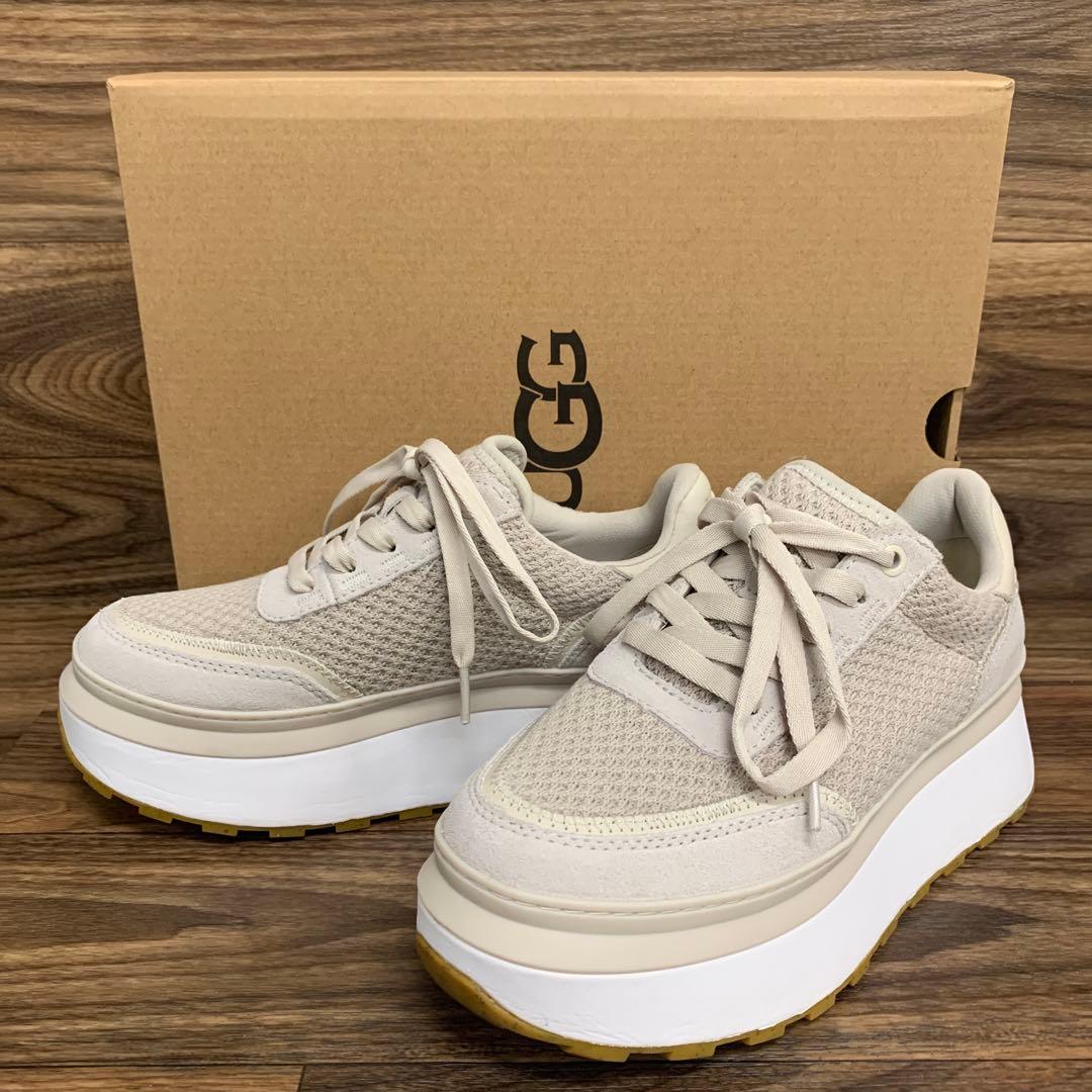 中古 UGG TAELAN LACE UP 厚底 スニーカー - メルカリ