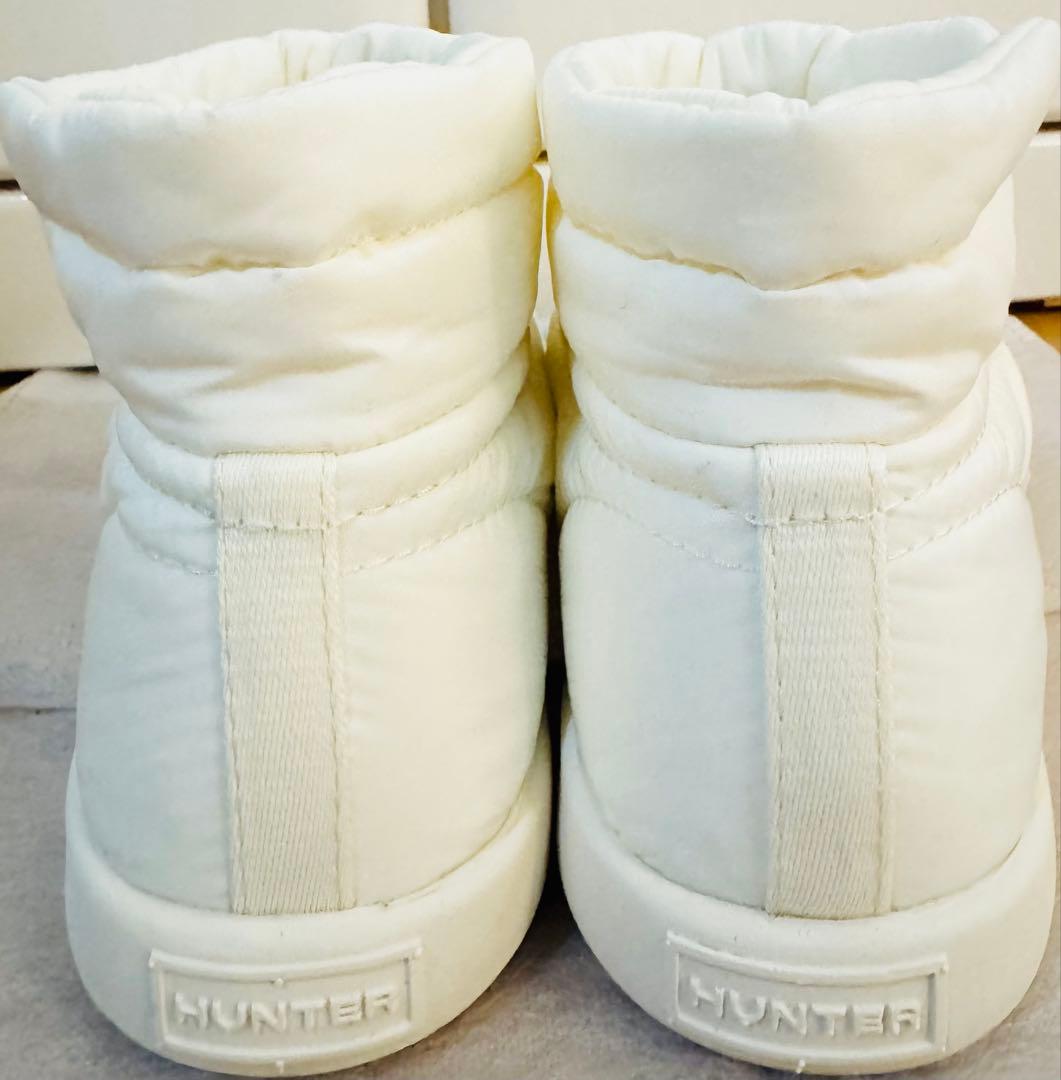 ハンター ユニセックスイン ブーティ ホワイト 23cm - メルカリ