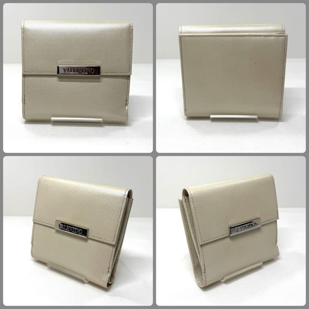 【新品】VALENTINO ヴァレンティノ 二つ折り財布 ロゴプレート ベージュ