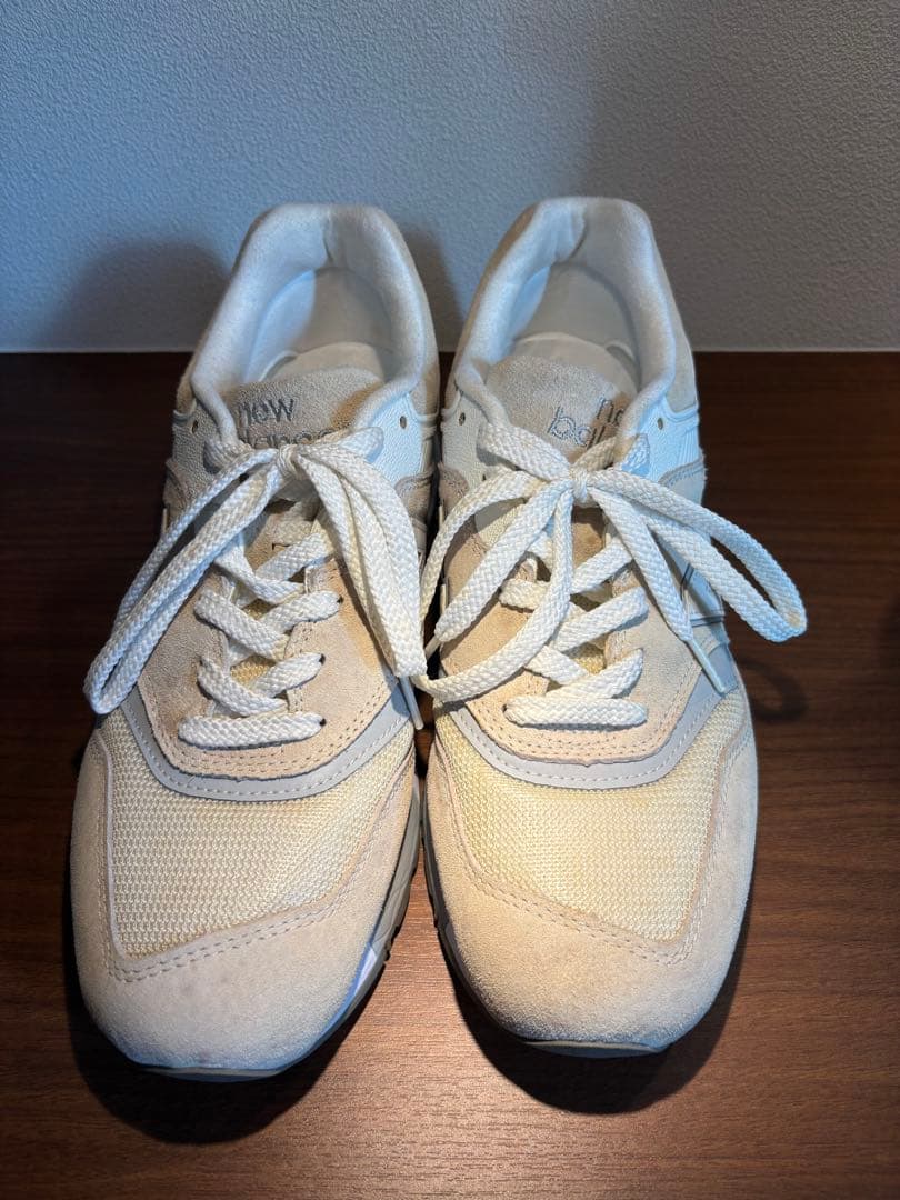 【値下げ】New Balance 990v5 ベージュ/ビューティ＆ユース ビューティー＆ユース ユナイテッドアローズのレディースのスニーカー