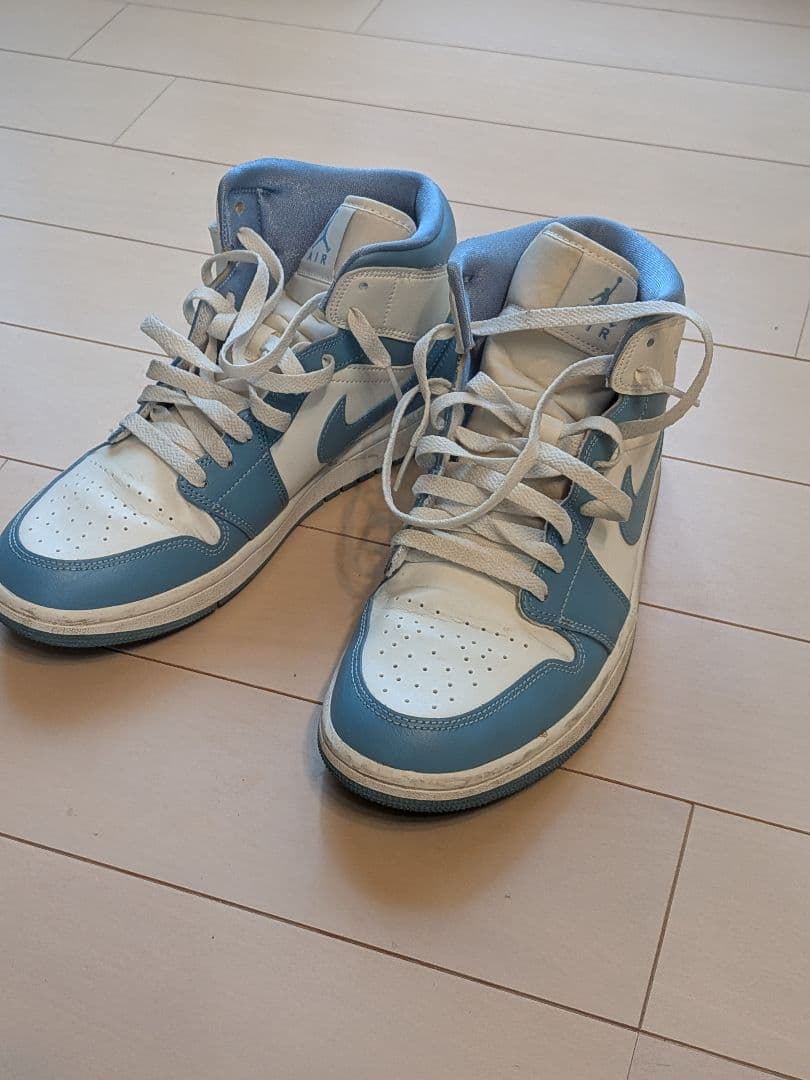 エア・ジョーダン1 mid NC ノースカロライナカラー 2022年 発売予定！ナイキ エア ジョーダン 1 ミッド “ノースカロライナ