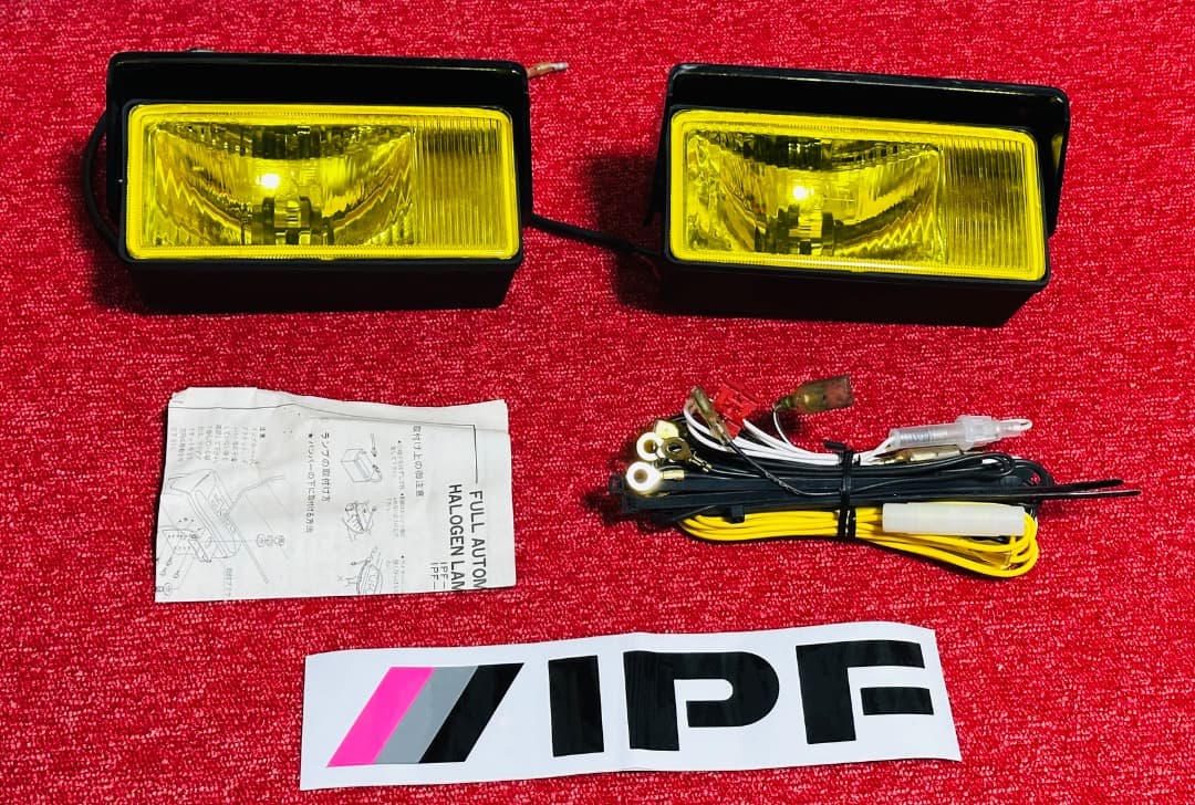 未使用 IPF 830 オートカバー ハロゲンフォグランプ 当時物 旧車等