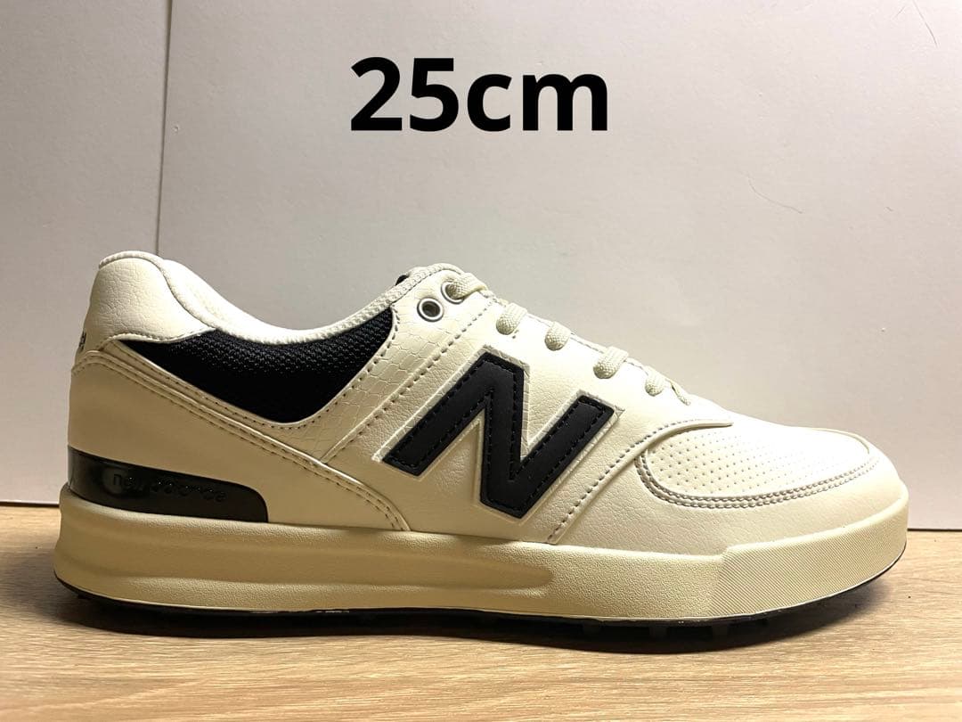 未使用 25cm D ニューバランス ゴルフシューズ UGC574JO ホワイト ニューバランス「UGC574」を試し履き この秋一番のサプライズ “歩き