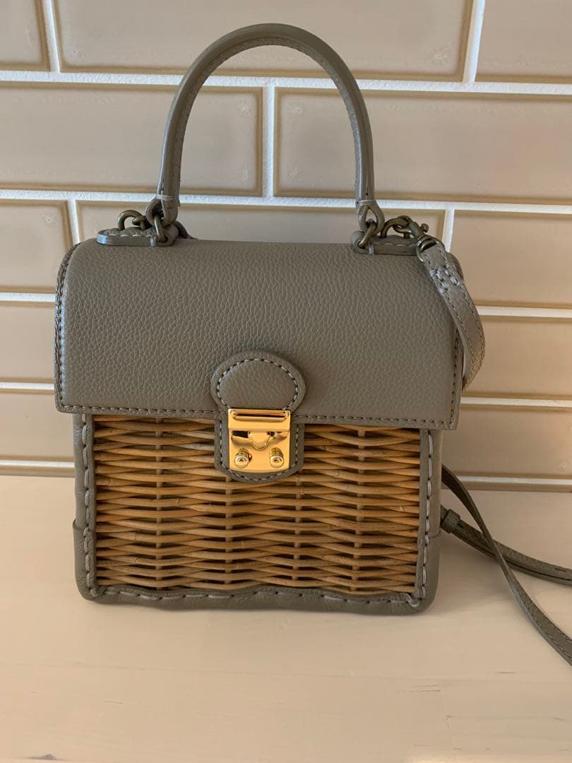 エバゴスebagos フニュシュリンクハンドバッグ S ebagos フニュシュリンクハンドバッグS [14630] – CREER