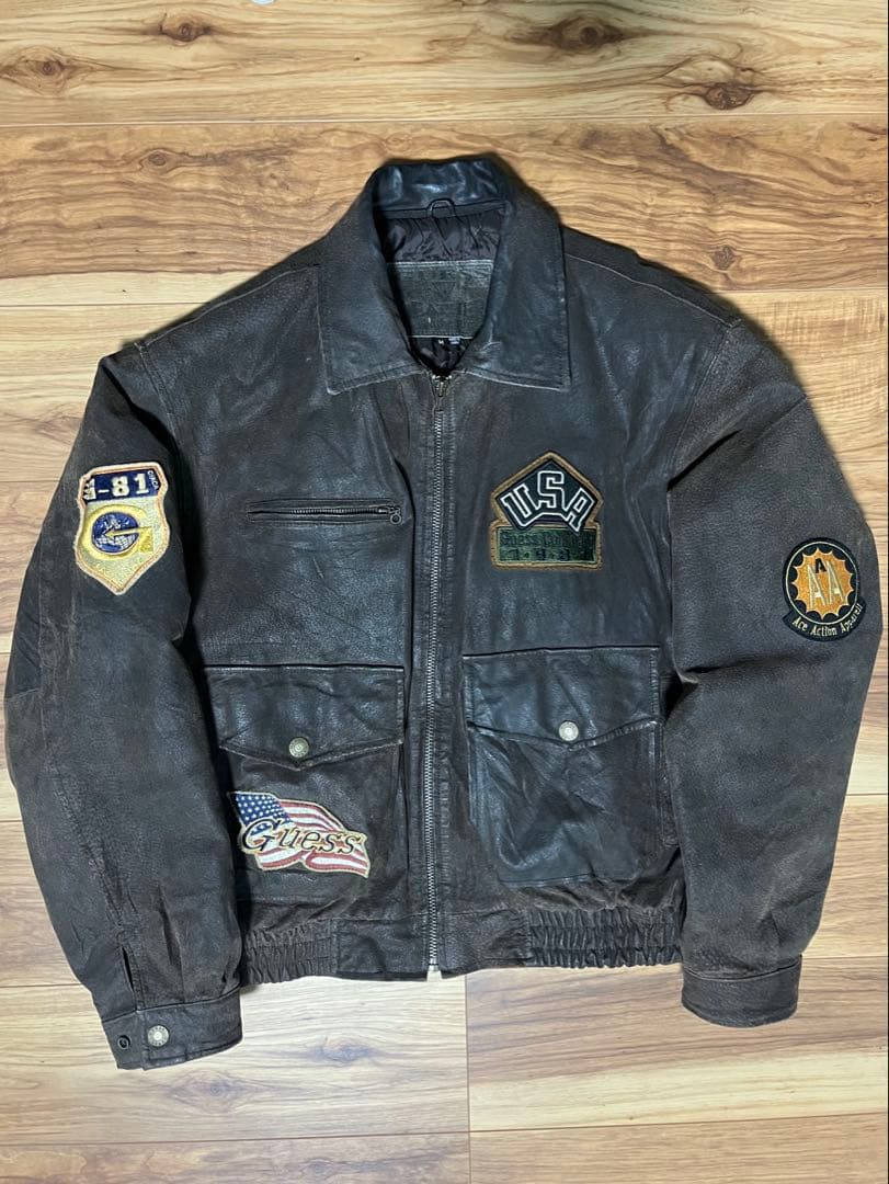 【希少】guess leather レザージャケット ヴィンテージ ワッペン GUESS - 希少 GUESS 80s ワッペン 本革 レザージャケット ライダース