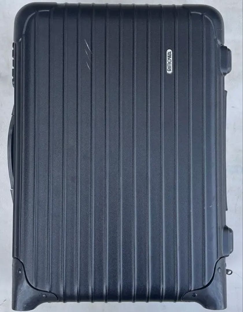 RIMOWA ブラック キャリーケース - メルカリ