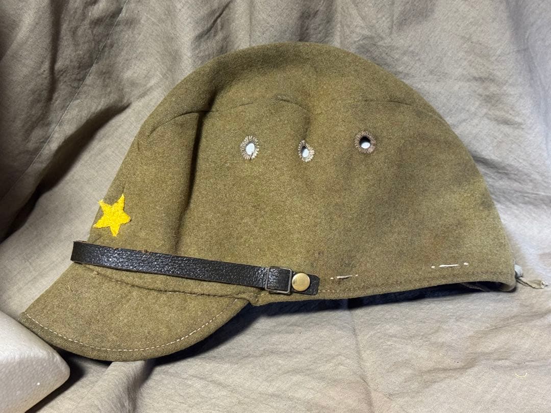 実物　日本軍日本陸軍　下士官兵　略帽/戦帽/戦闘帽(昭和13〜15年製　中號) 日本陸軍 略帽 軍帽 帽子 下士官 外側 ウール 帽垂れ付 星章 高級 精密