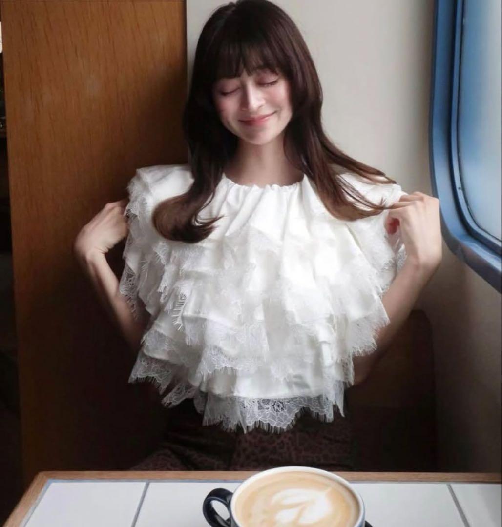 Bibiy COLENNE CAMI TOP - メルカリ