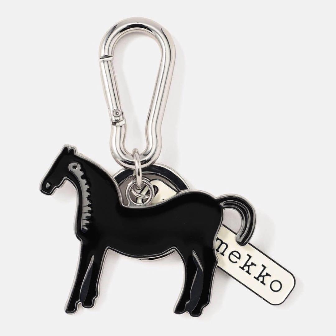 新品 マリメッコ ムスタタンマ キーホルダー キーチャーム - メルカリ