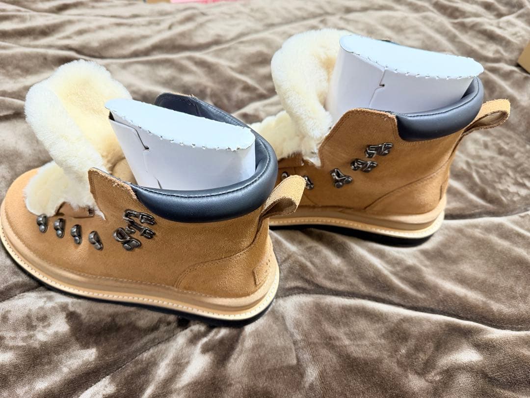 正規品新品　sacai × UGG Hiker Boots ブーツ　42