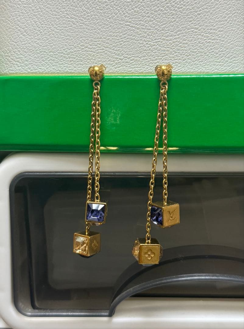 ルイヴィトン モノグラムフラワー ドレイユ パンダンギャンブル ピアス