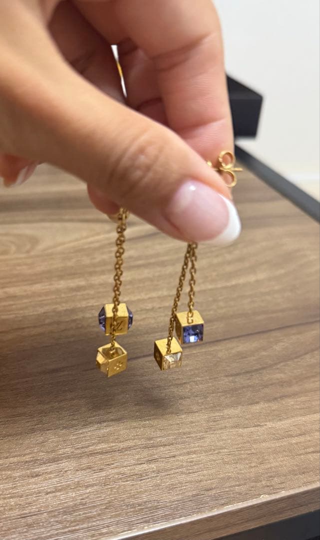 ルイヴィトン モノグラムフラワー ドレイユ パンダンギャンブル ピアス