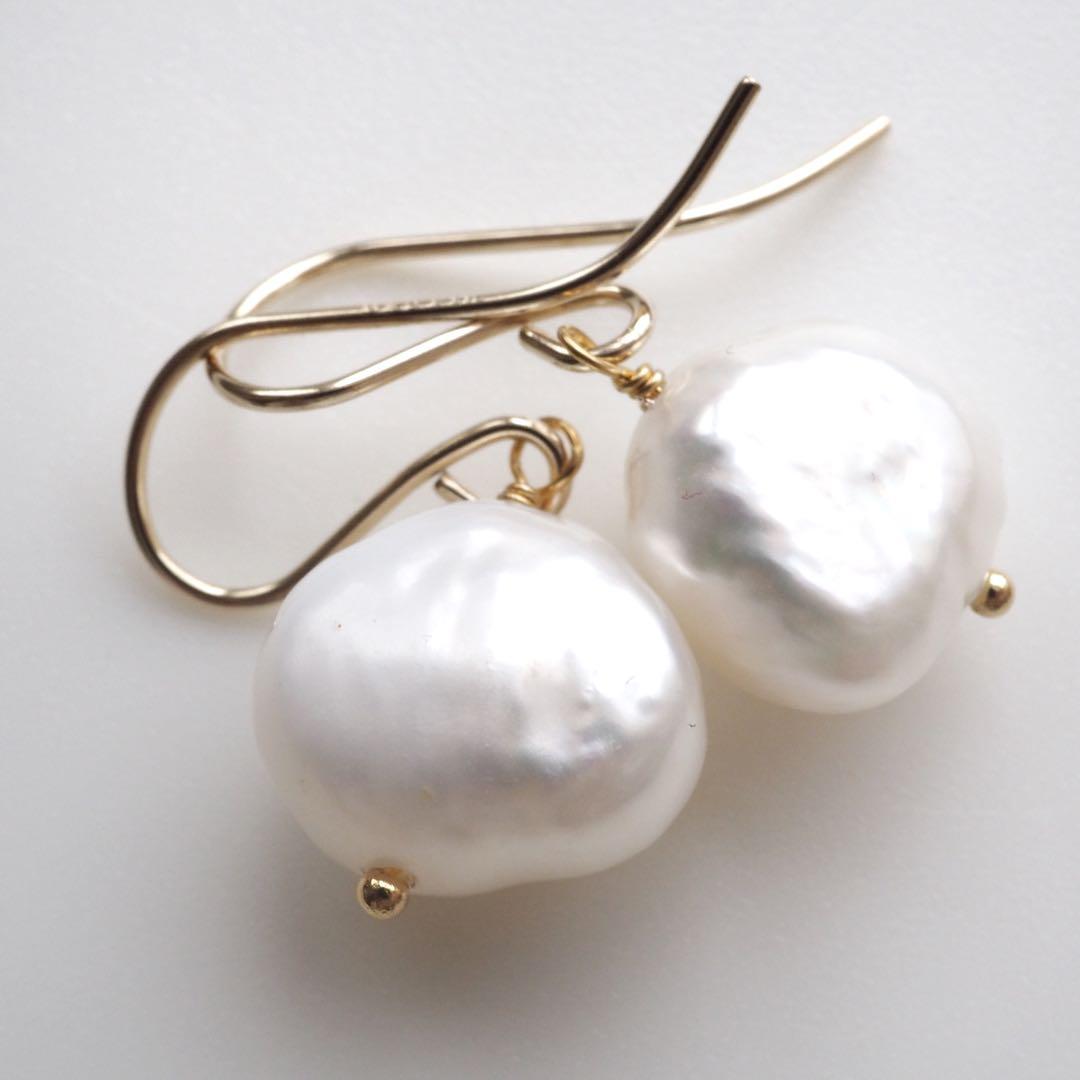 【抹茶】《1点限定/現品です》サニーグリーン翡翠の大粒枠留めトップ