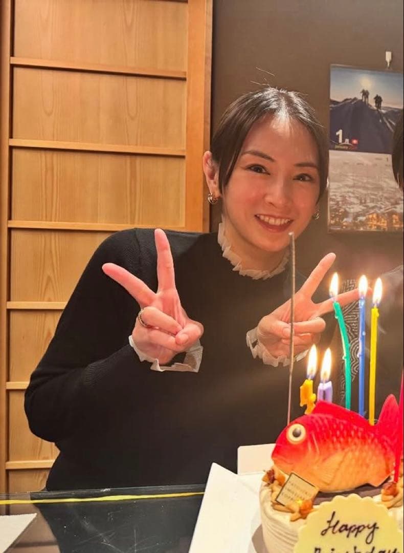 エストネーション スモッキングフリルネックニット 即日発送 - メルカリ