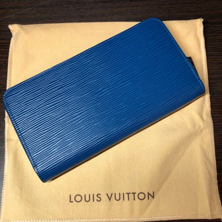 美品】ルイ ヴィトン エピ ジッピーウォレット 長財布 サフィール