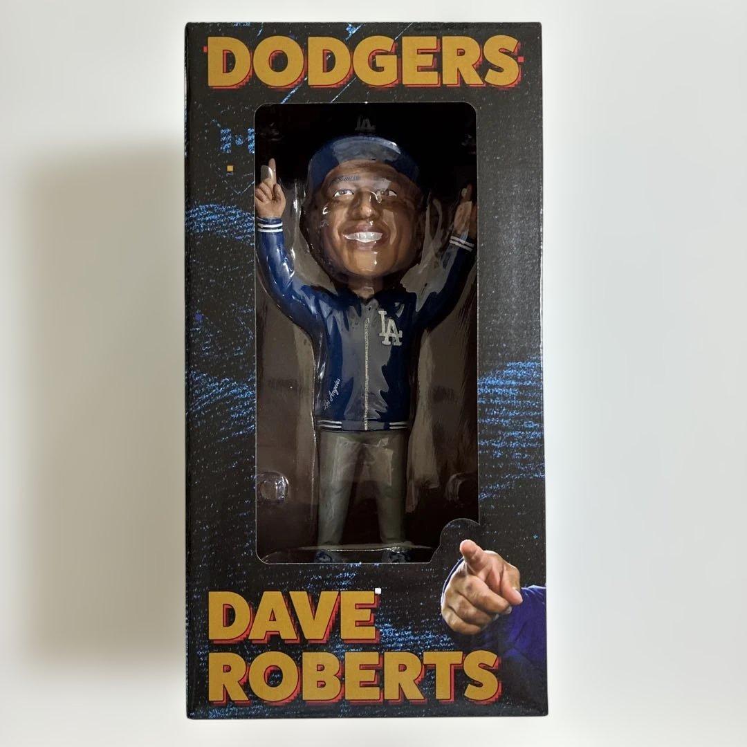 ドジャース Dave Roberts デイブ・ロバーツ監 ボブルヘッド未開 ドジャース Dave Roberts デイブ・ロバーツ監 ボブルヘッド未開 - メルカリ