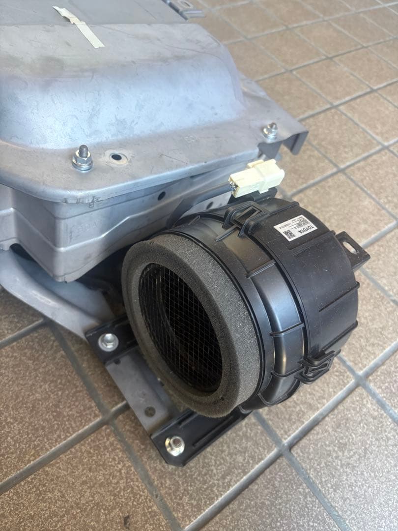 ハイブリッドアクア50%バッテリー