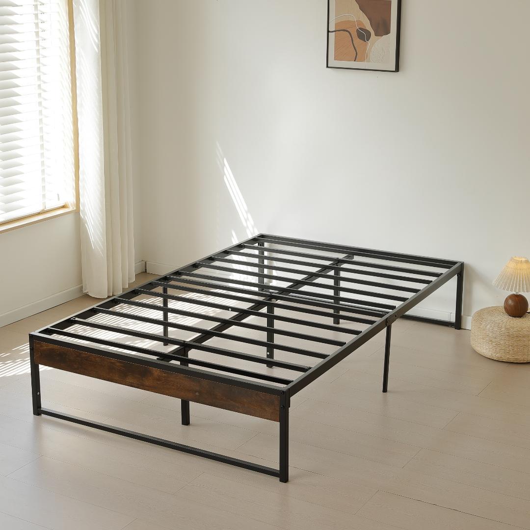限定価格】ベッドフレーム木製 パイプフレーム 【セミダブル SD】BLACK