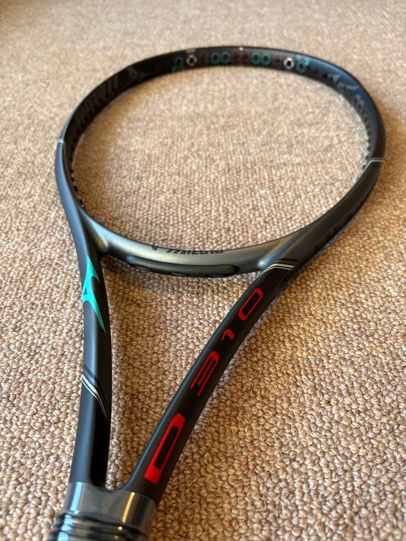 【新品　未使用品！】ミズノ　テニスラケット　D310 G2 ケース付き 63jtn575.jpg