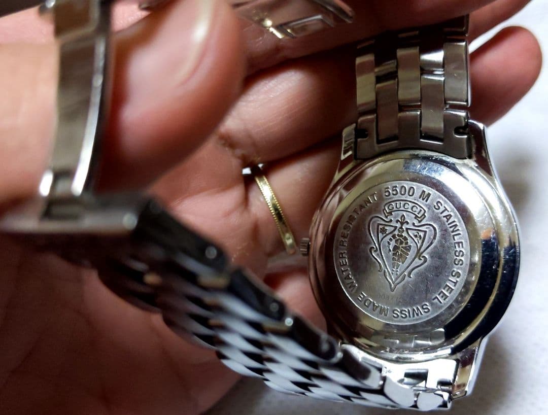 値下げ　GUCCI アナログ時計 ステンレススチール ブラック　腕時計