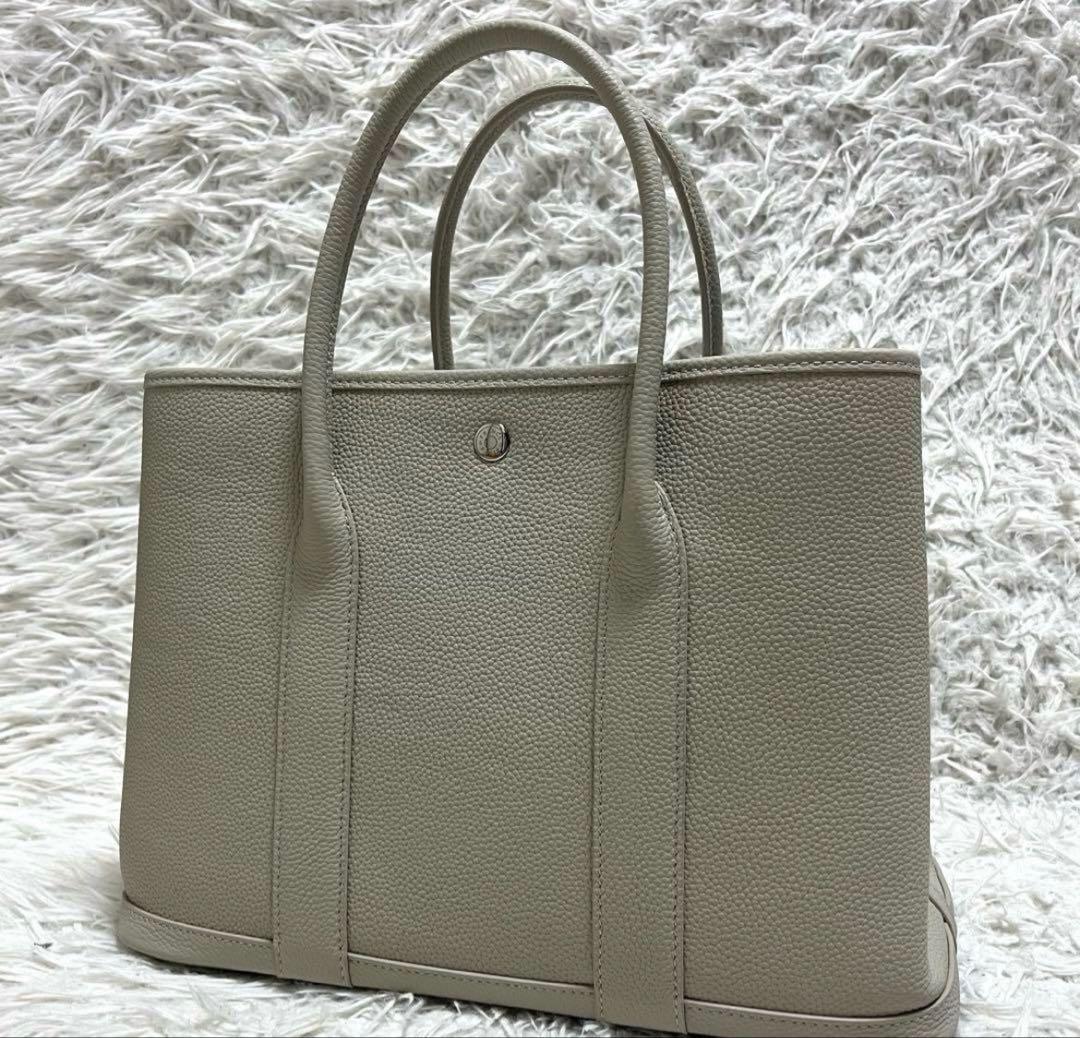 ペ*ン様 未使用保管品✨ガーデンパーティ　トートバッグ　PM 本革　ベージュ
