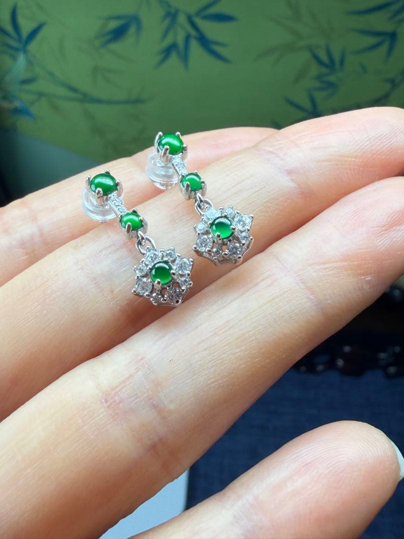 豪華版‼️天然本翡翠 極上ロウカン質翡翠、国標級S925氷陽緑ピアス