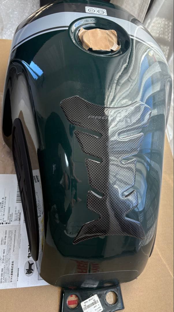 コンチネンタルgt650 タンク　ロイヤルエンフィールド