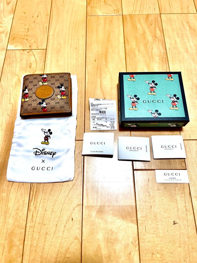 GUCCI x Disney ミッキーマウス 二つ折り財布 GUCCI（グッチ） ディズニー Disney ミッキーマウス 二つ折り財布
