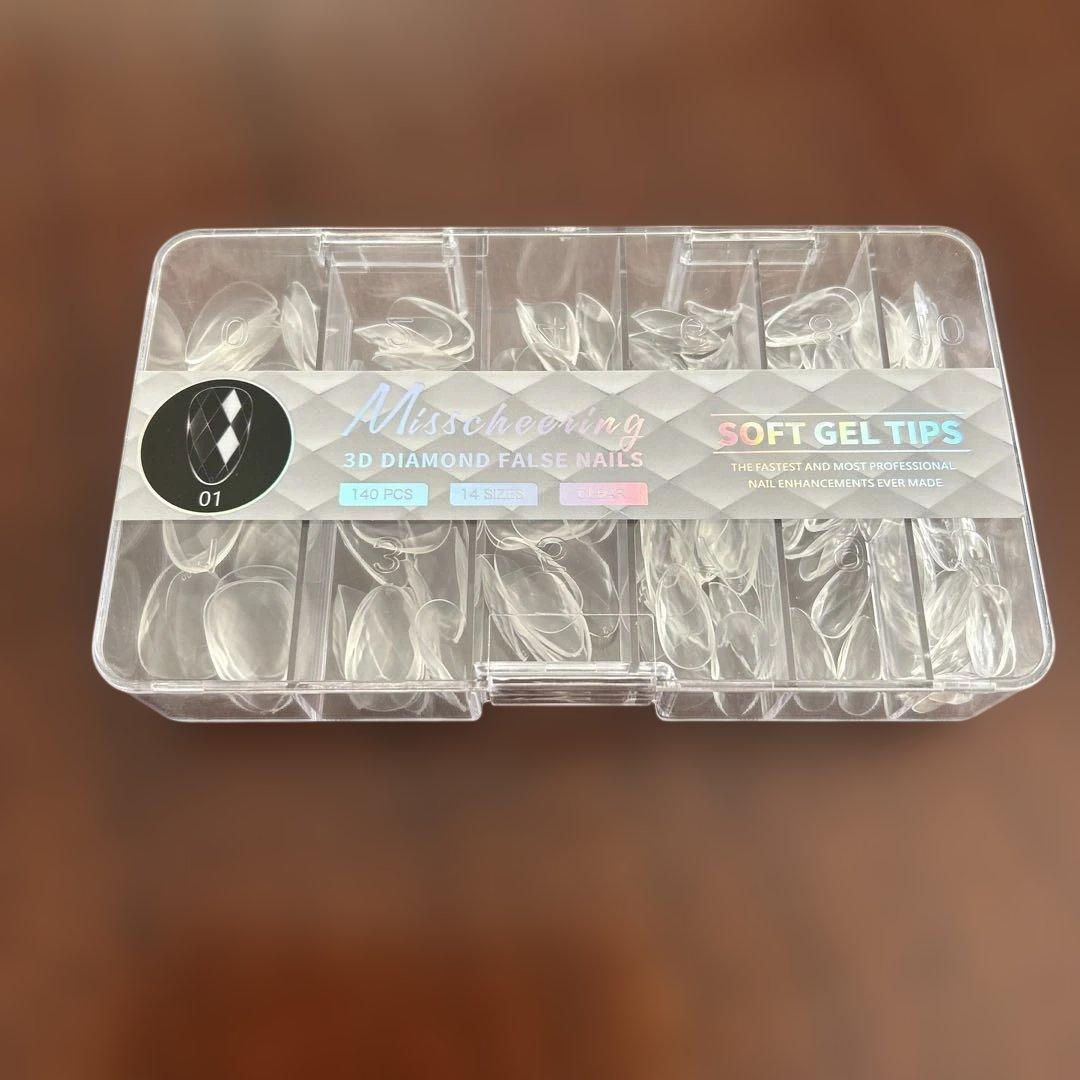 ネイルチップ 3Dダイヤモンド チップ 3D Diamond 140枚 - メルカリ