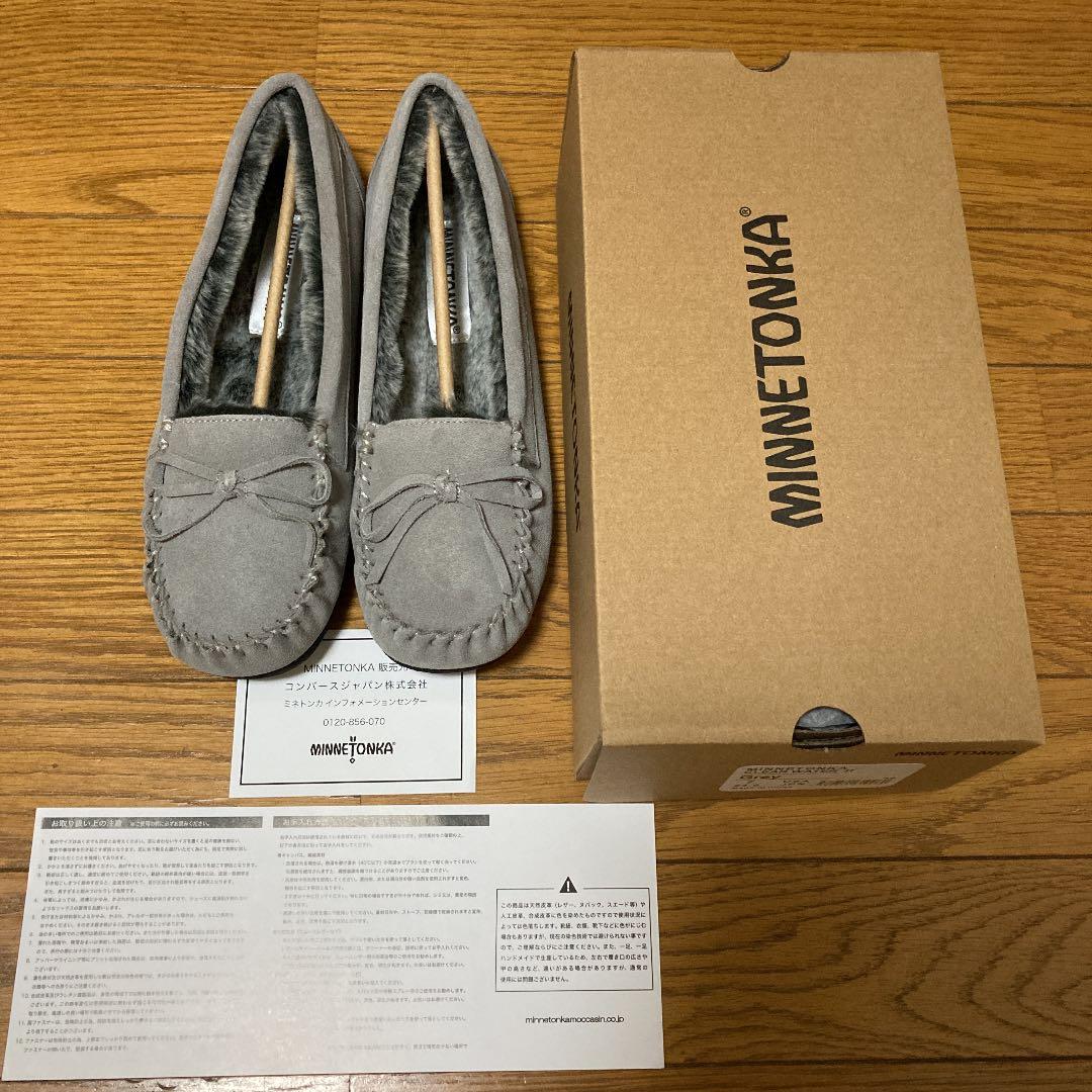 新品/未使用】ミネトンカ モカシン グレー 24cm サイズ7 - メルカリ