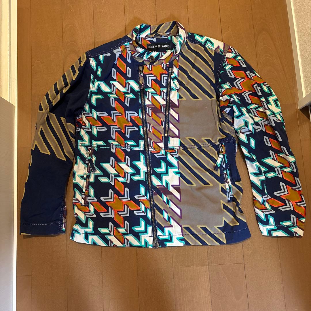 ISSEY MIYAKE 幾何学模様 長袖 - メルカリ