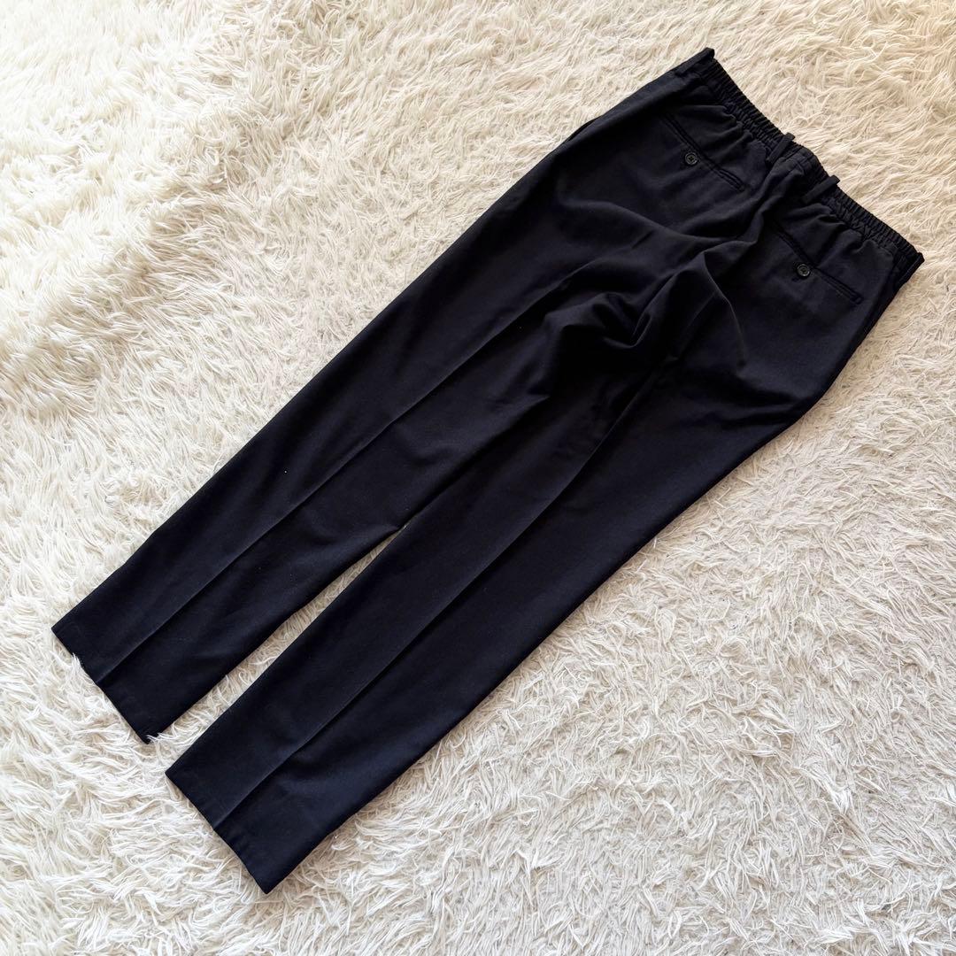 <美品>LARDINI easy wear 新ロゴ ネイビー ウール スーツ44 美品>LARDINI easy wear 新ロゴ ネイビー ウール スーツ44 - メルカリ