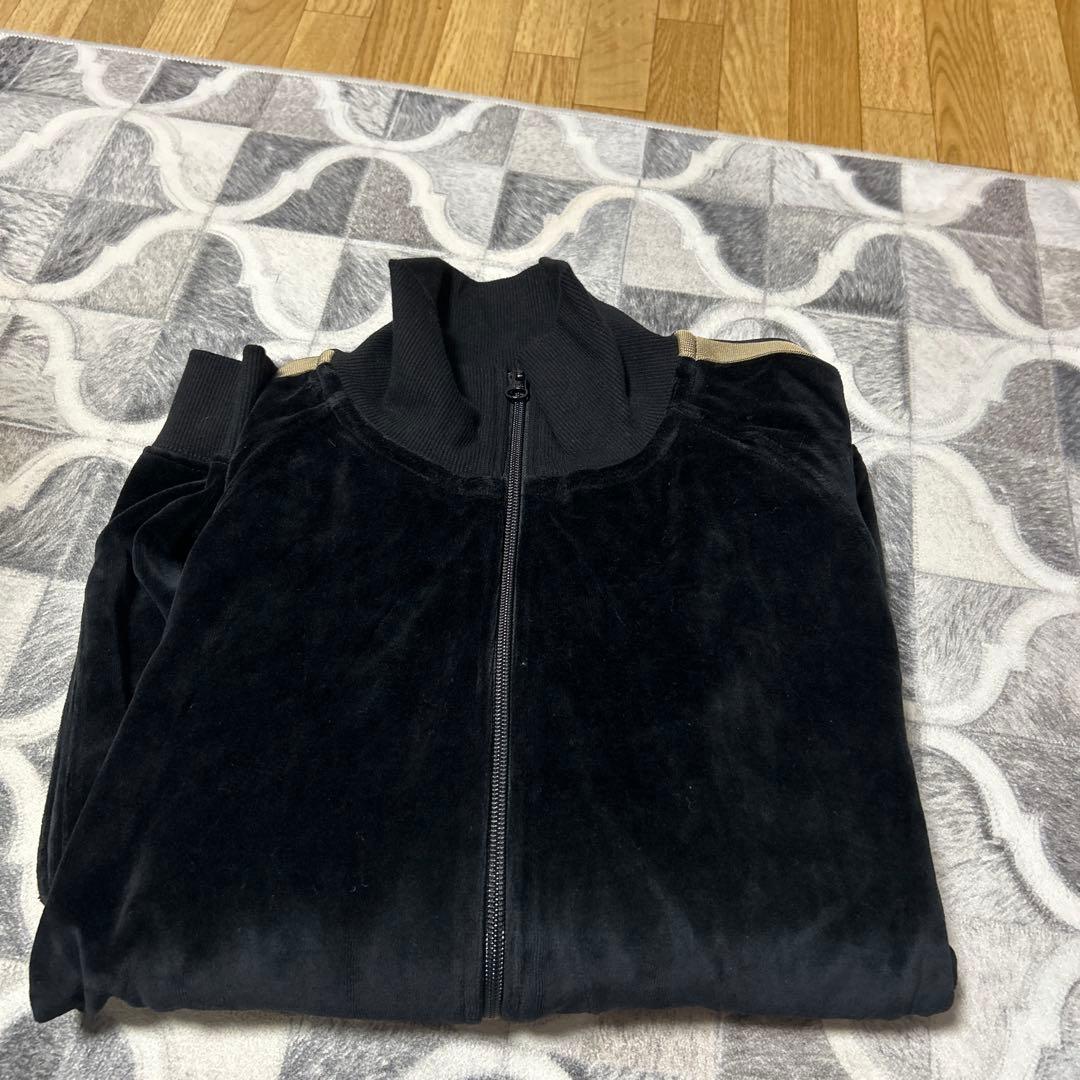 グラニフ 石黒亜矢子 ベロアトラックジャケット バターの虎 石黒亜矢子グラニフ Lサイズ バターの虎｜ベロアトラックジャケット